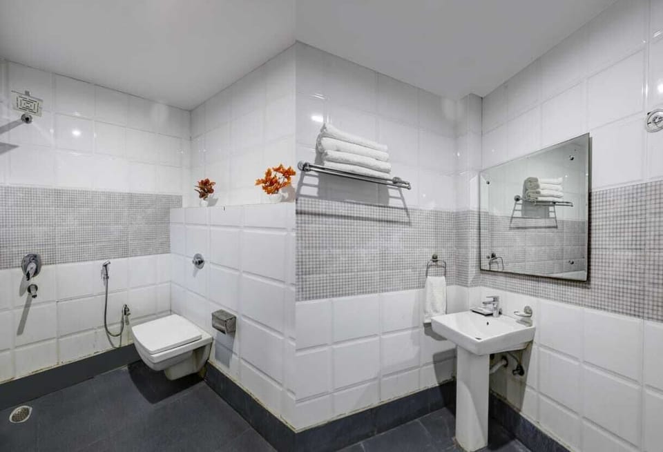 Shower, free toiletries, towels, soap