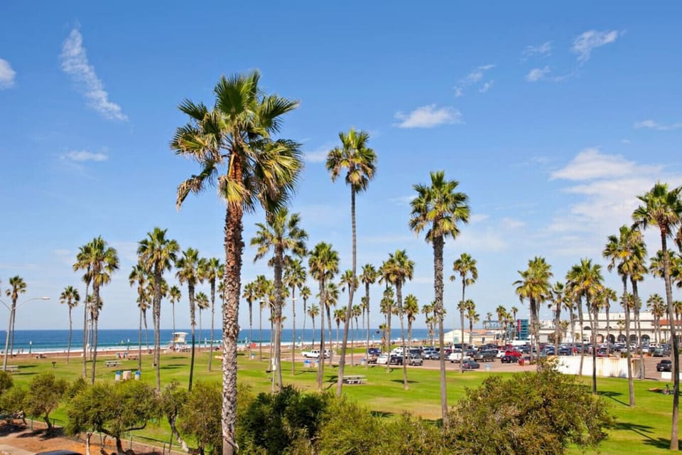 Welcome to your perfect coastal escape!
