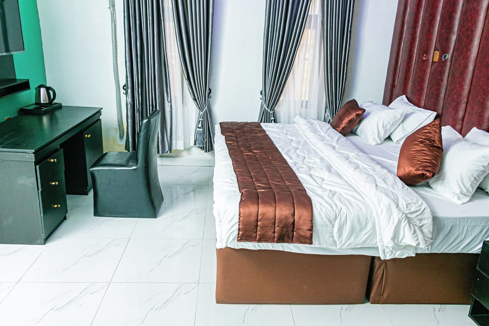 Superior Double Room | In-room safe, desk, laptop workspace, free WiFi