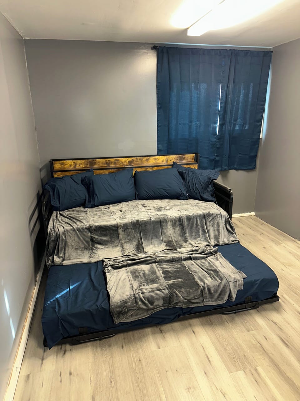 Bungalow - Twin with twin trundle