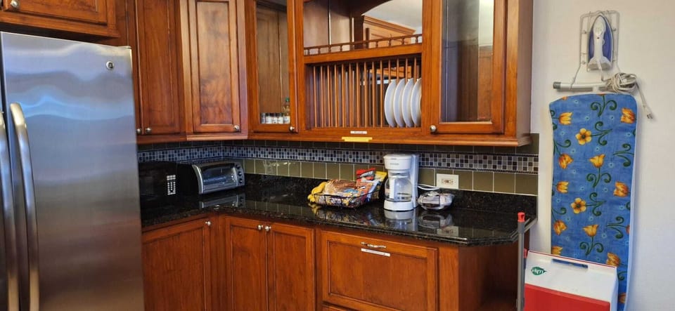 1st Floor Kitchen Area (fully equipped)