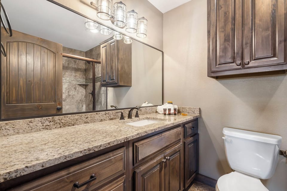 Bathroom Counter