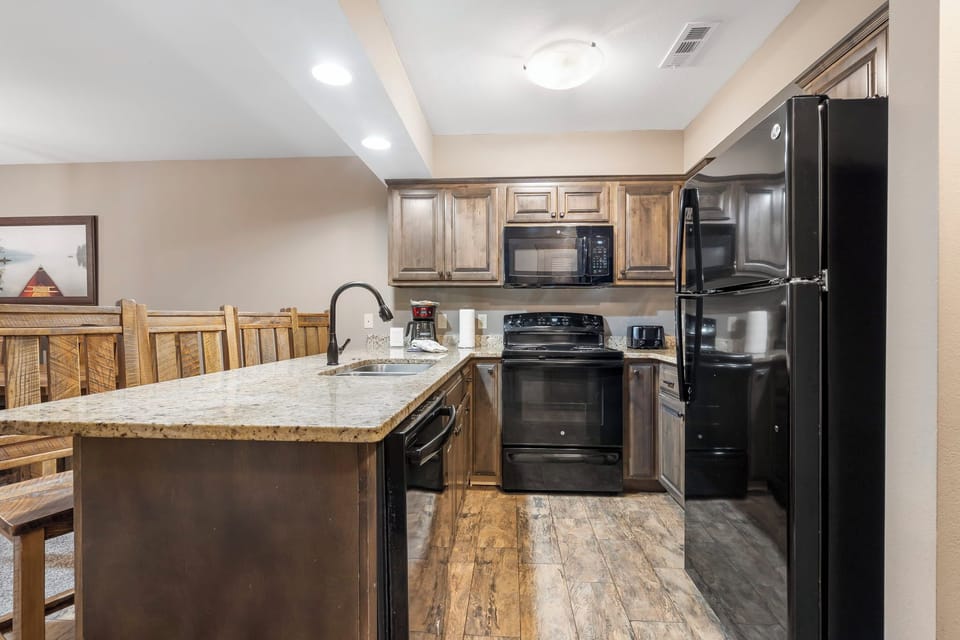 Full Kitchen