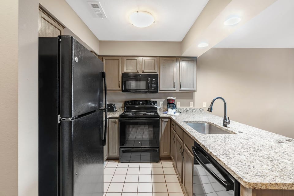One Bedroom Unit - Full Kitchen