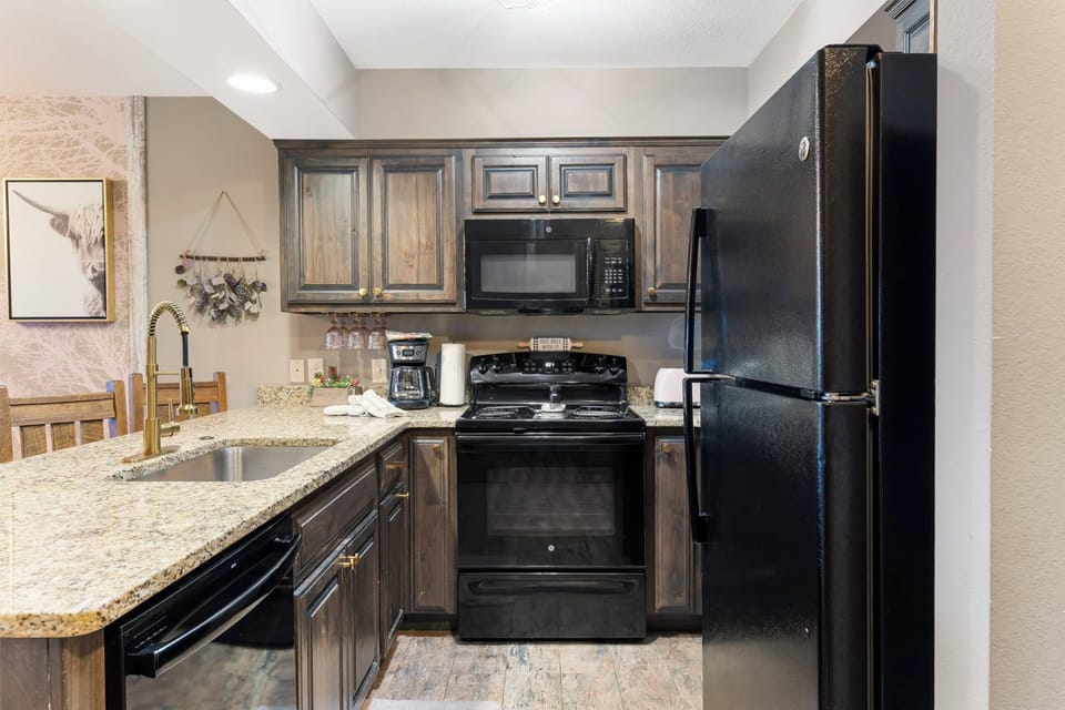 Full Kitchen