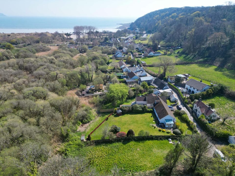 The Willows - 2 Bedroom Cottage - Oxwich (6958)