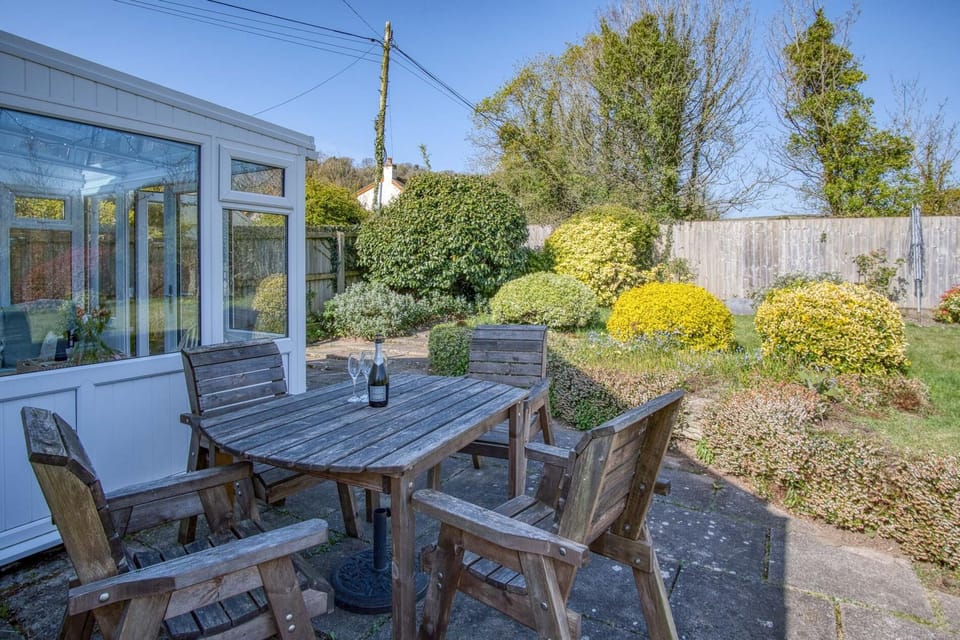 The Willows - 2 Bedroom Cottage - Oxwich (6992)