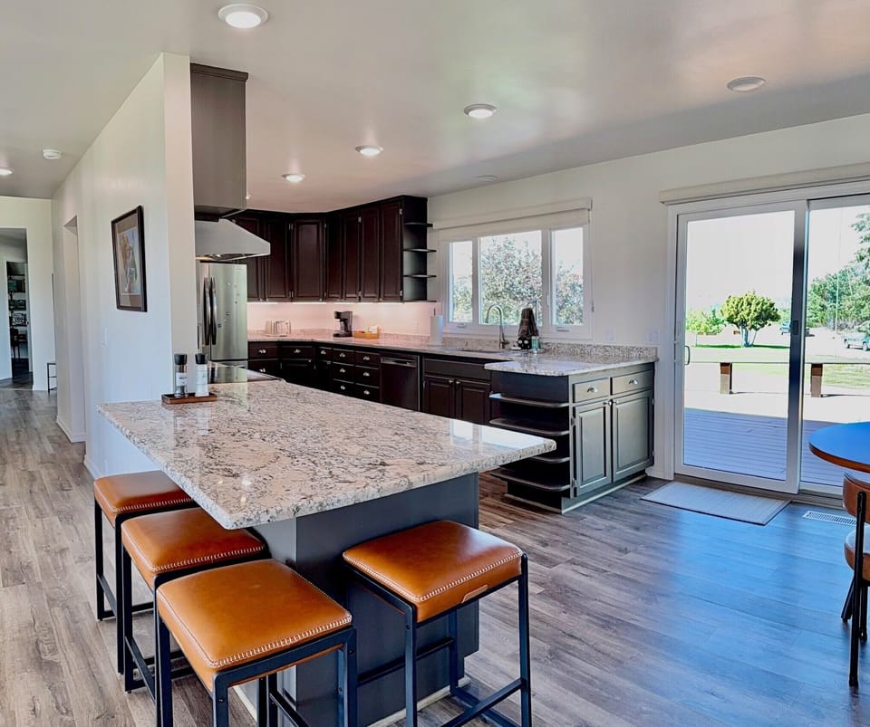 Kitchen peninsula