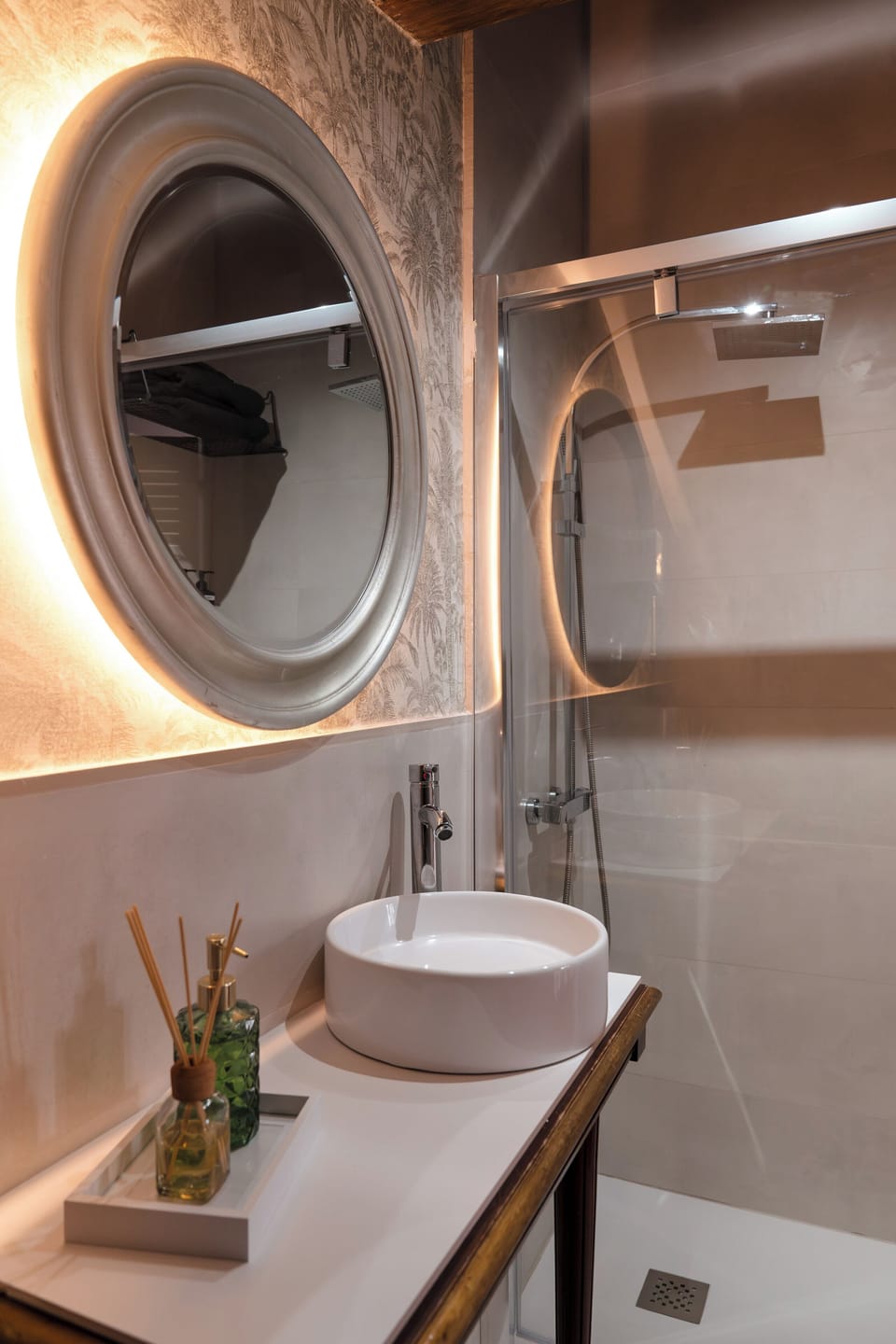 Standard Double Room, Garden View | Bathroom | Shower, towels, soap, shampoo