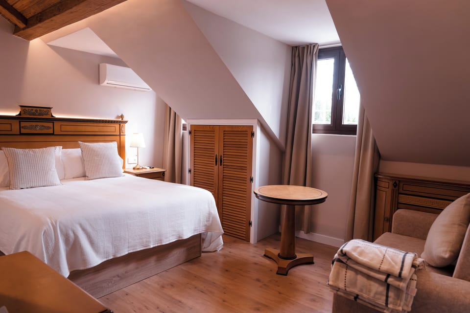 Standard Double Room, Garden View | Premium bedding, down comforters, cribs (surcharge), WiFi (free)