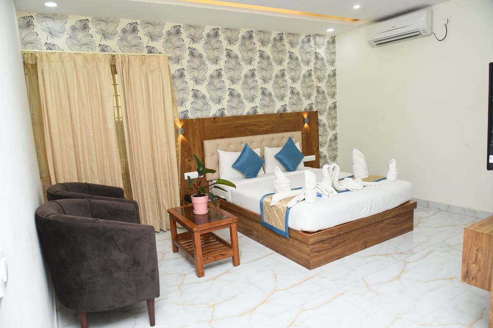 Deluxe Double Room | Desk, laptop workspace, soundproofing, free WiFi