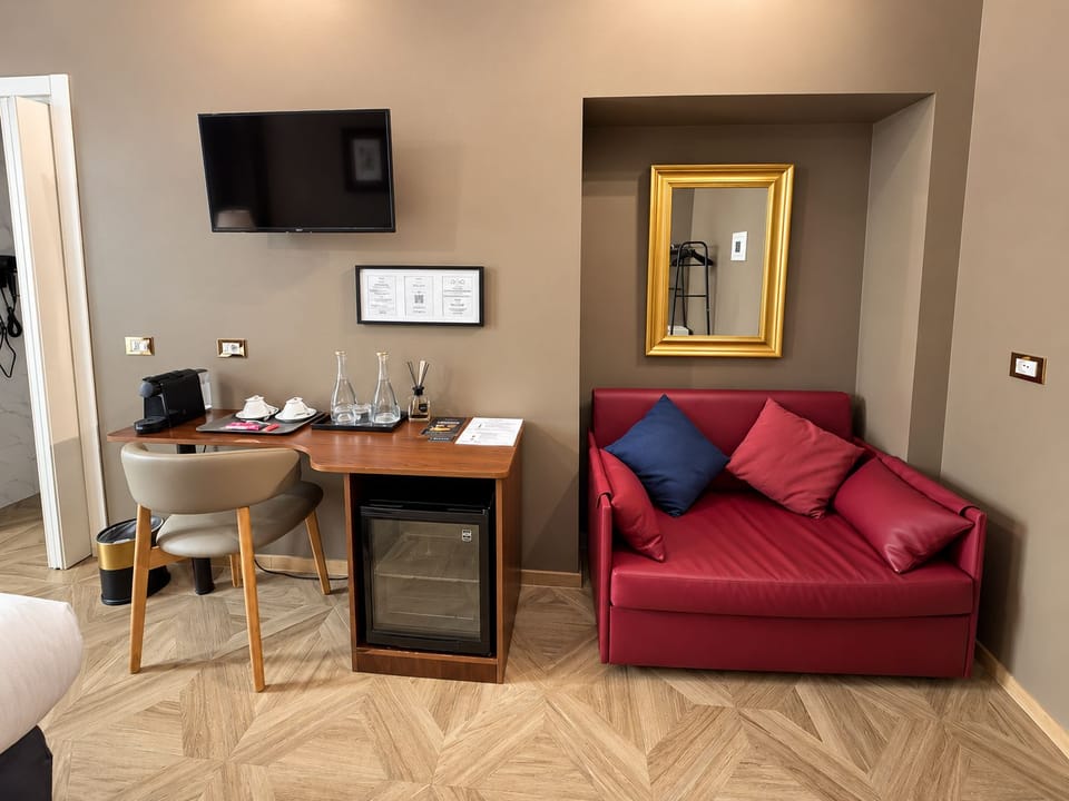 Superior Double Room | In-room safe, desk, laptop workspace, iron/ironing board (on request)