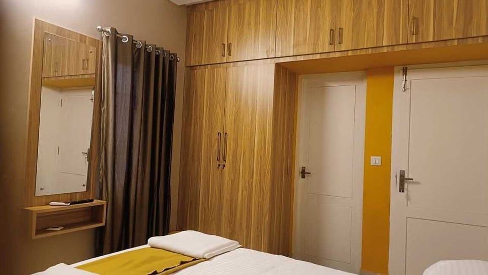 Classic Room, Balcony, City View | In-room safe, free WiFi