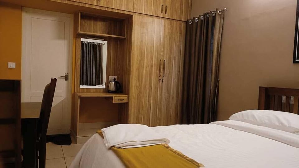 In-room safe, free WiFi