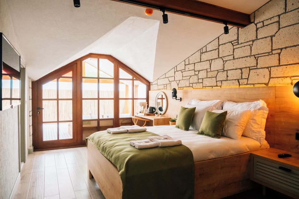 Superior Room, Balcony, Mountain View | Free minibar, in-room safe, individually furnished, laptop workspace