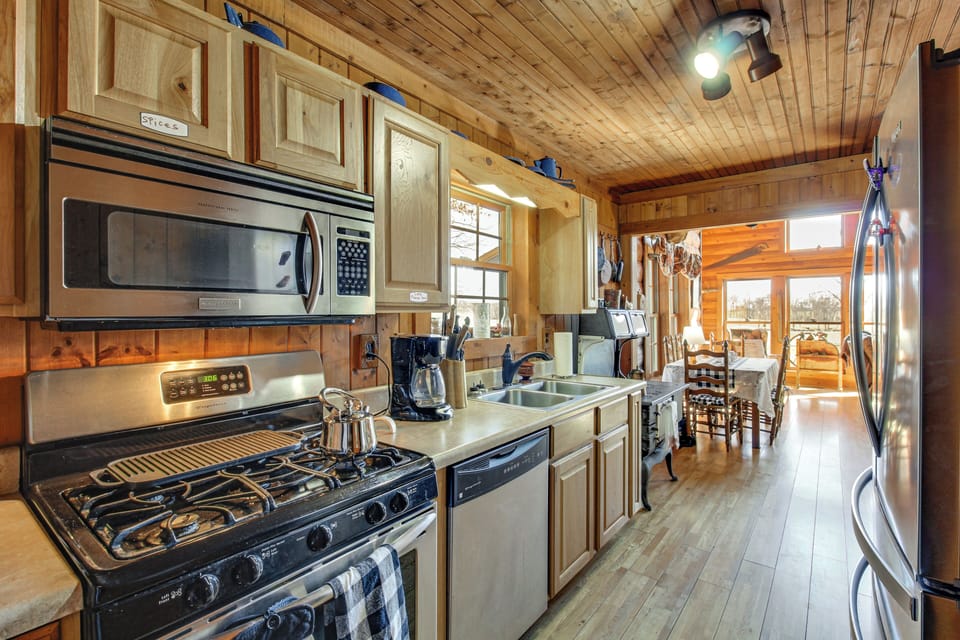 House (2 Bedrooms) | Interior