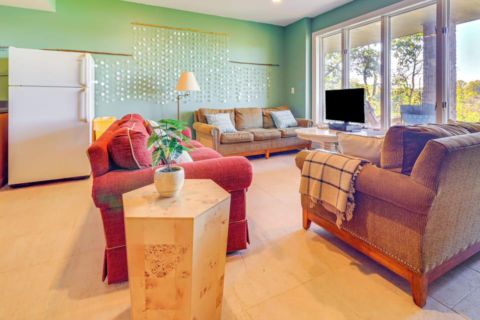 House (5 Bedrooms) | Interior