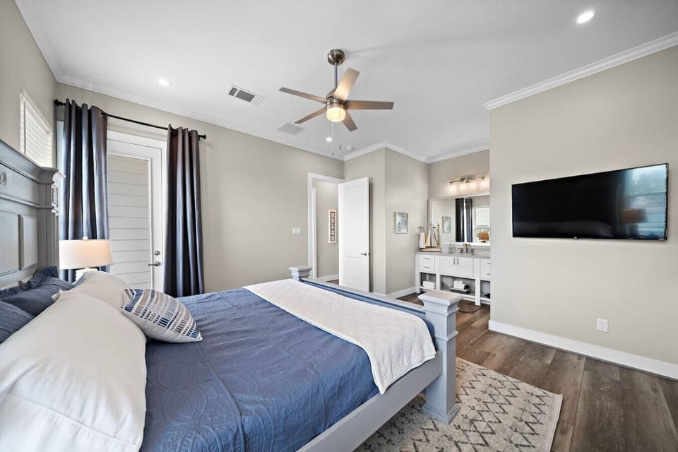 Lay your head down and rest here