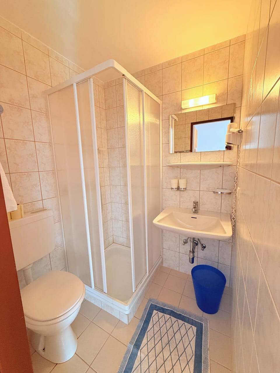 Comfort Double Room, 1 Bedroom, Balcony, Mountain View | Bathroom | Shower, rainfall showerhead, hair dryer, towels