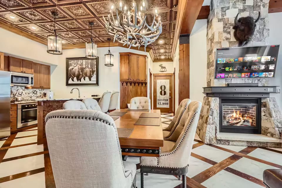 Elegant dining room with chandelier lighting