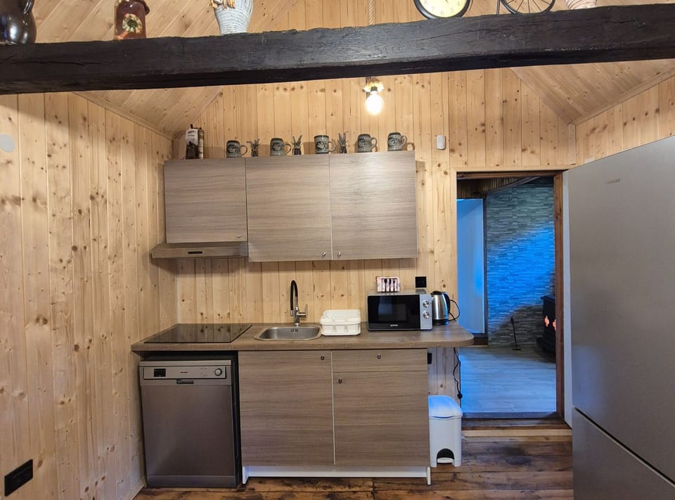 House (Countryside Holiday Home Marko) | Private kitchen | Fridge