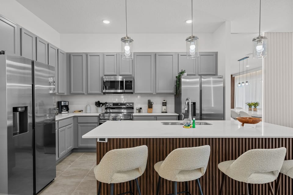 Fully-equipped kitchen