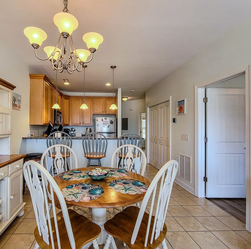 Dining Room-06