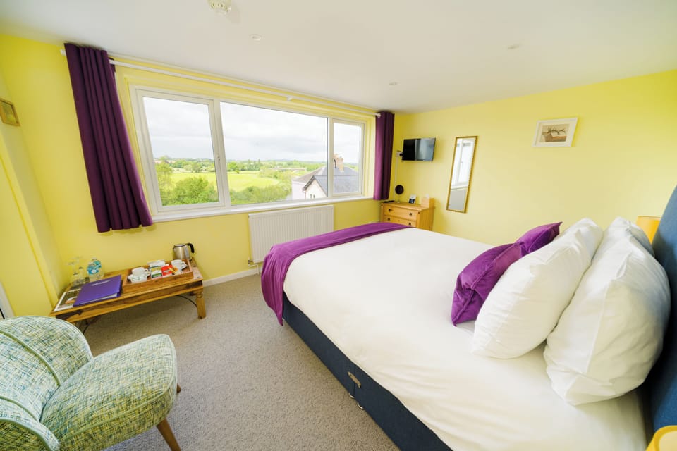 Superior Double Room, River View | Egyptian cotton sheets, premium bedding, blackout drapes