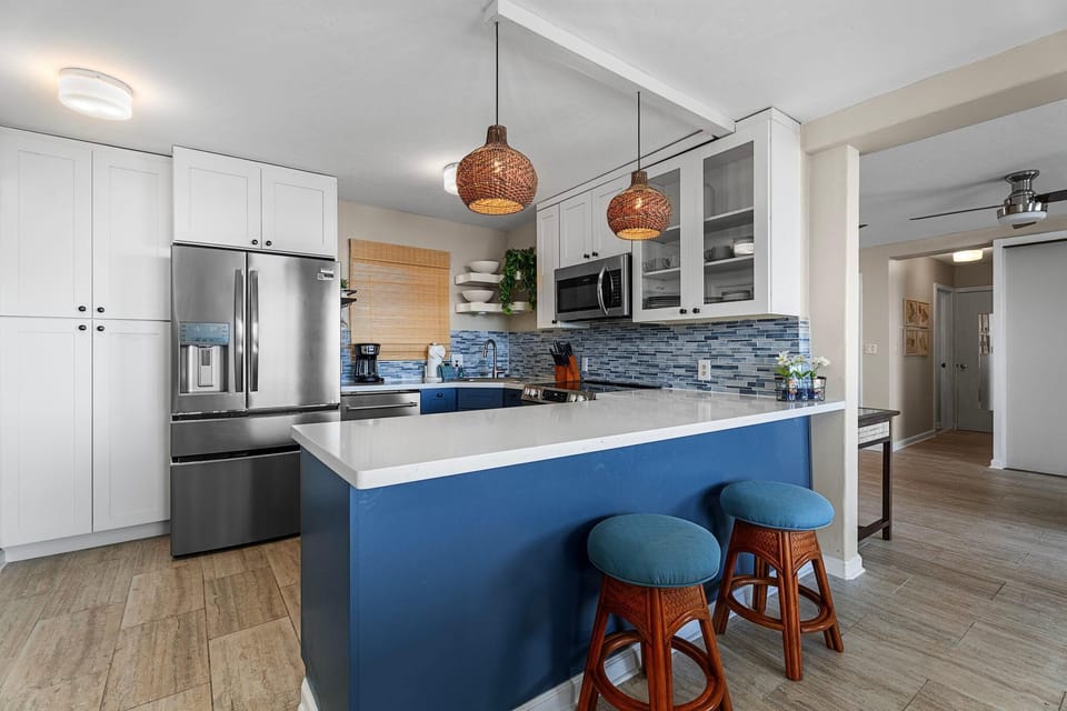 Condo, Multiple Beds, Ocean View (Kailua Village#705) | Private kitchen
