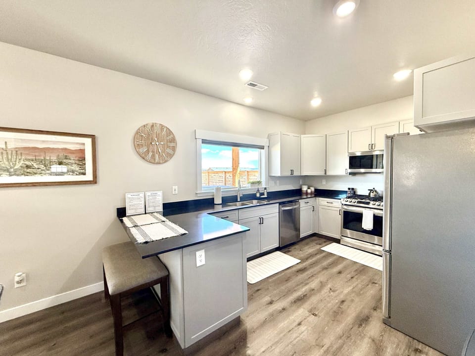 The fully appointed kitchen allows you to whip up your favorite meals easily