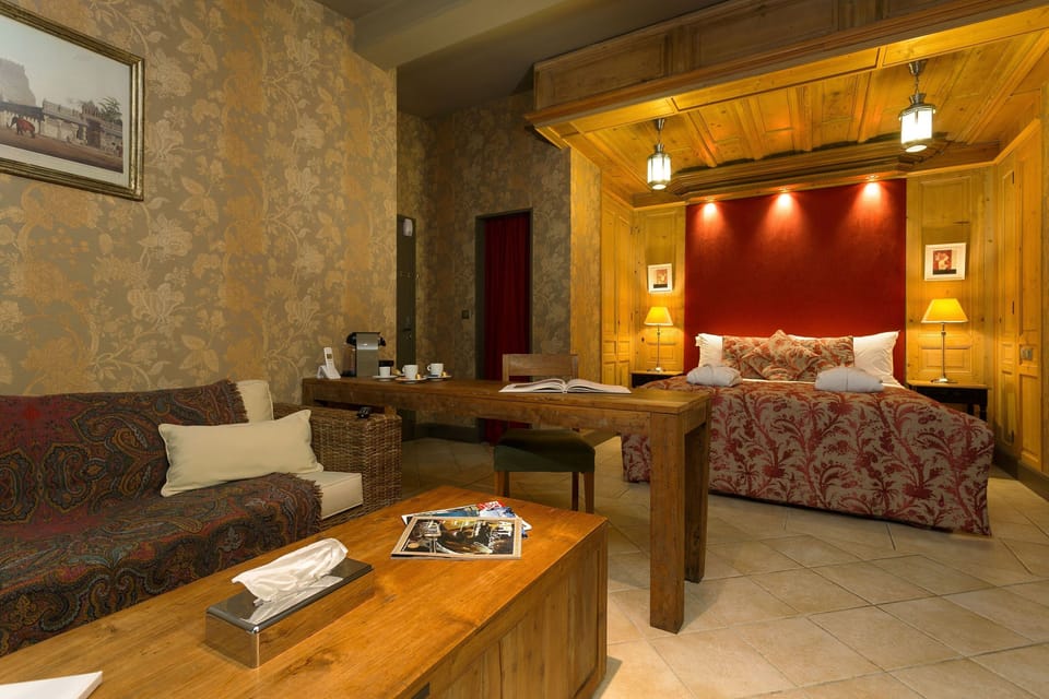 Find peace and relaxation with your close friends and family in this stunning room featuring luxe decor.