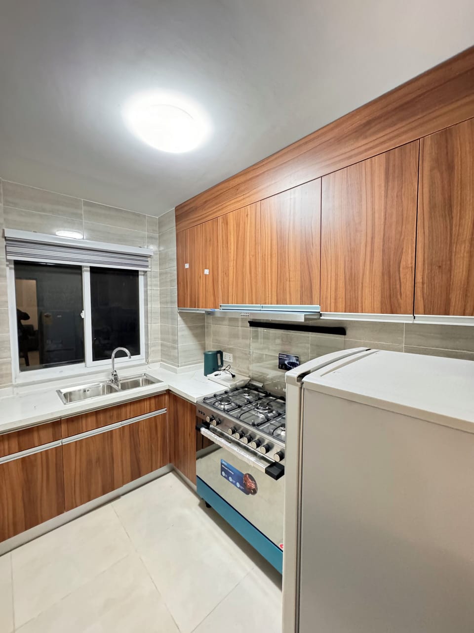 Deluxe Apartment, Balcony, Mountain View | Private kitchen