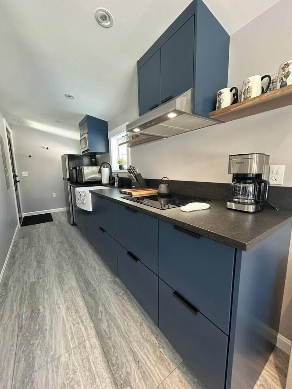 Kitchen granite counter top