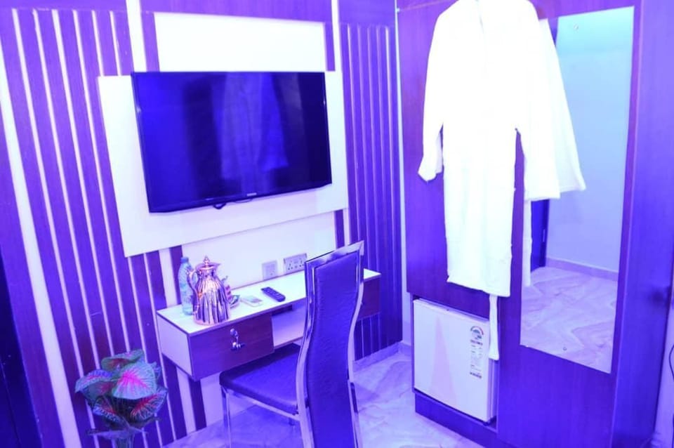 Luxury Room | In-room safe, desk, laptop workspace, free WiFi