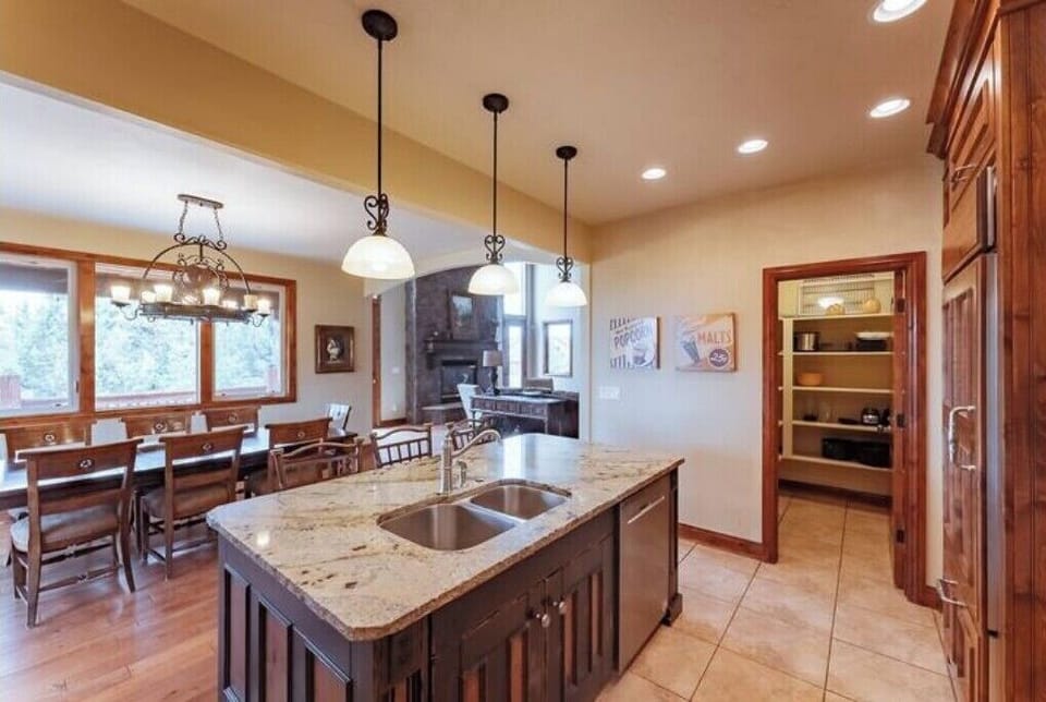 Private kitchen
