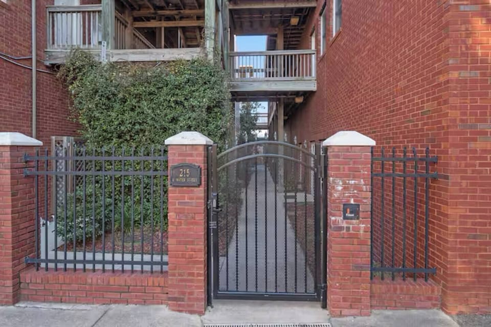 Courtyard Entrence