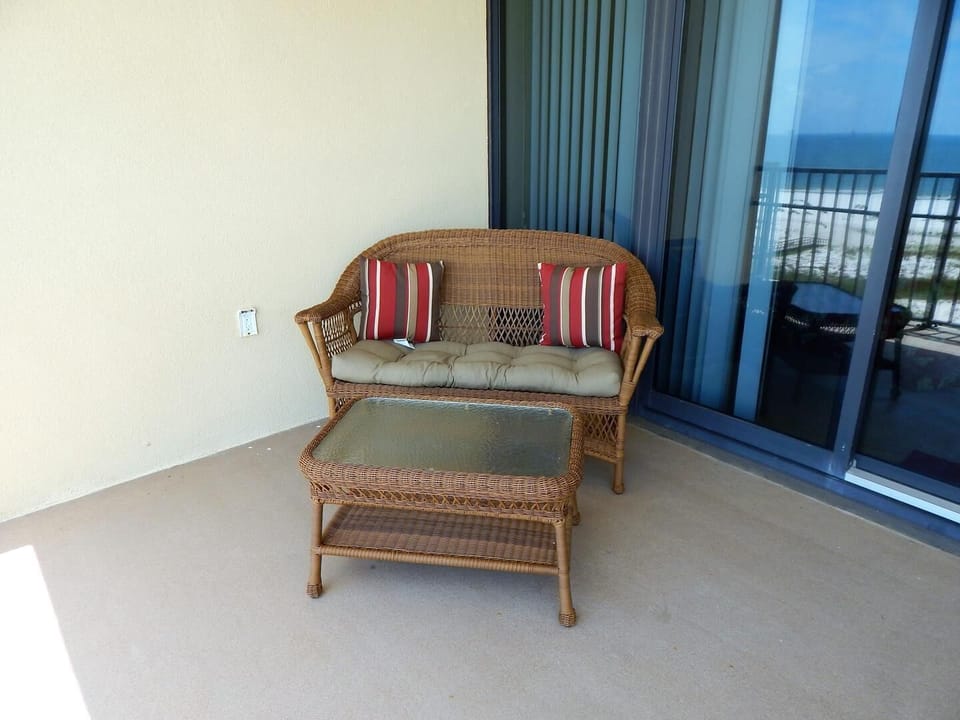 Outdoor Patio 