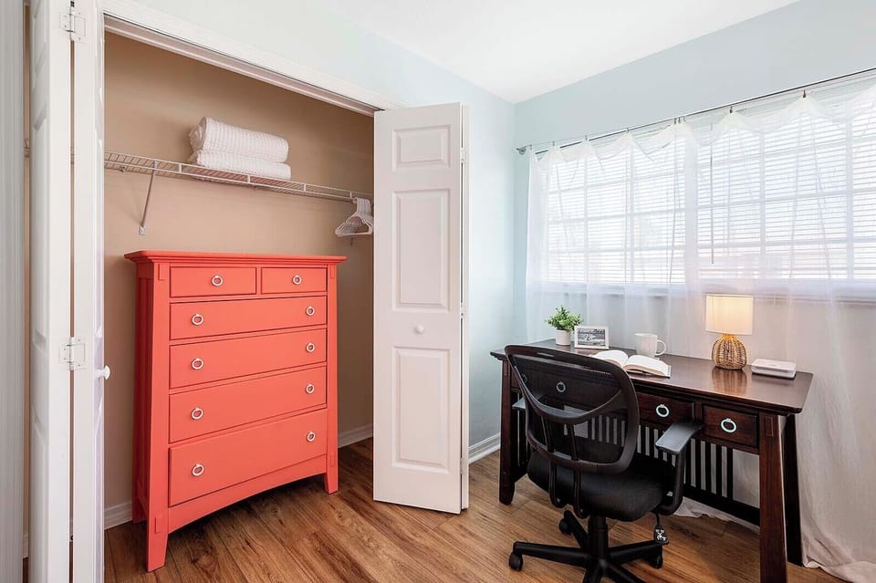 Guest Bedroom with Garden View and Desk