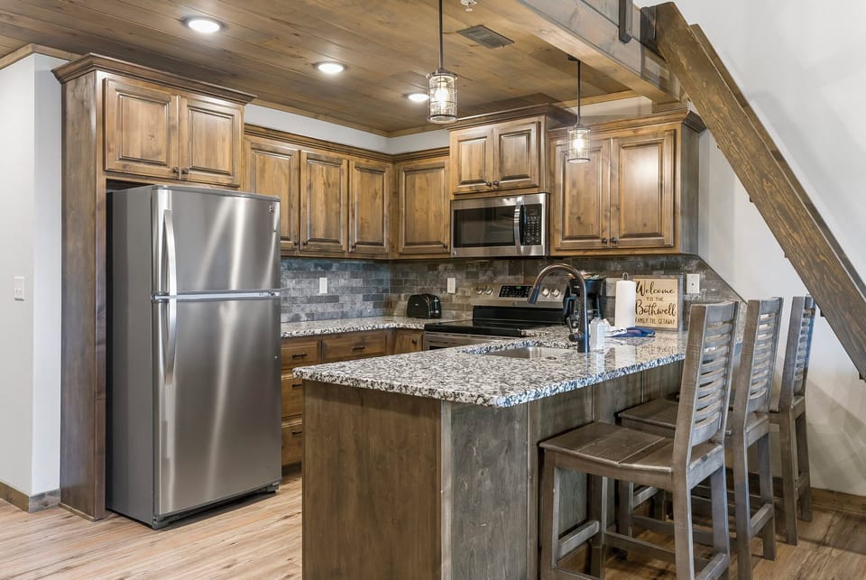 Full Kitchen