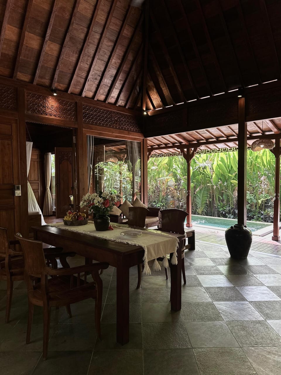 Luxury Villa, Pool View | In-room dining
