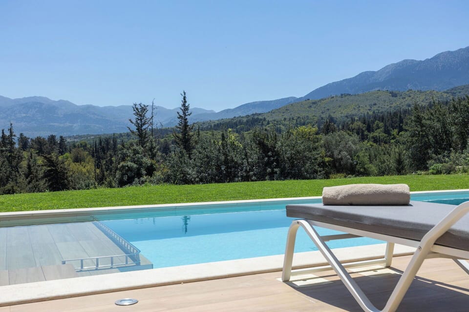 Building Exterior, Garden, Outdoor, Pool, Scenic View