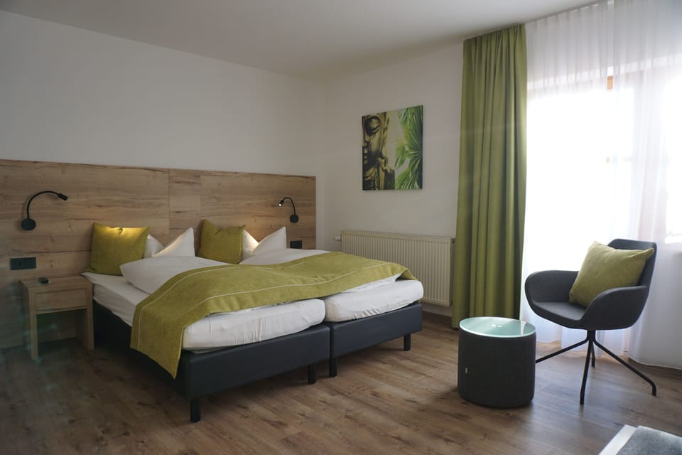 Desk, laptop workspace, free WiFi, bed sheets
