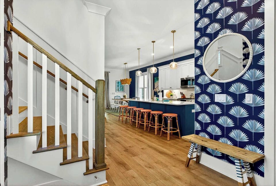 Walk in and instantly feel on vacation. Bold, beautiful, and entirely unforgettable.