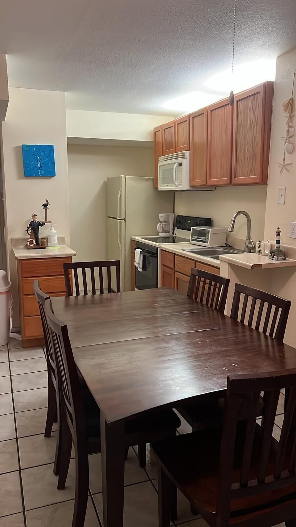 Dining Area for 6