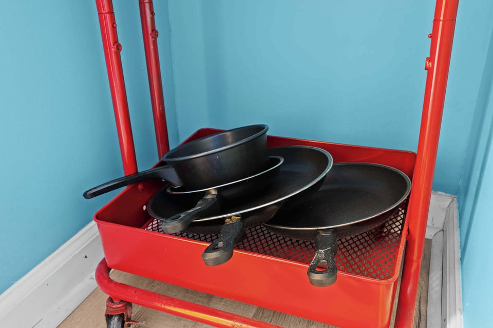 Kitchen : Where you can cook your meals 