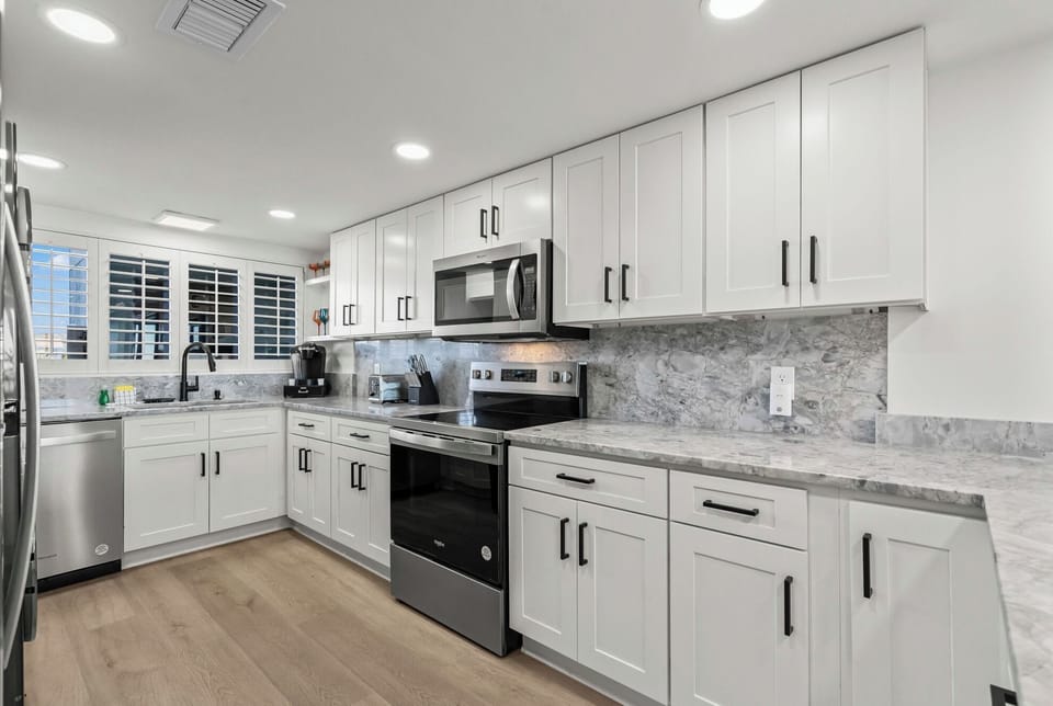 Full Appliances