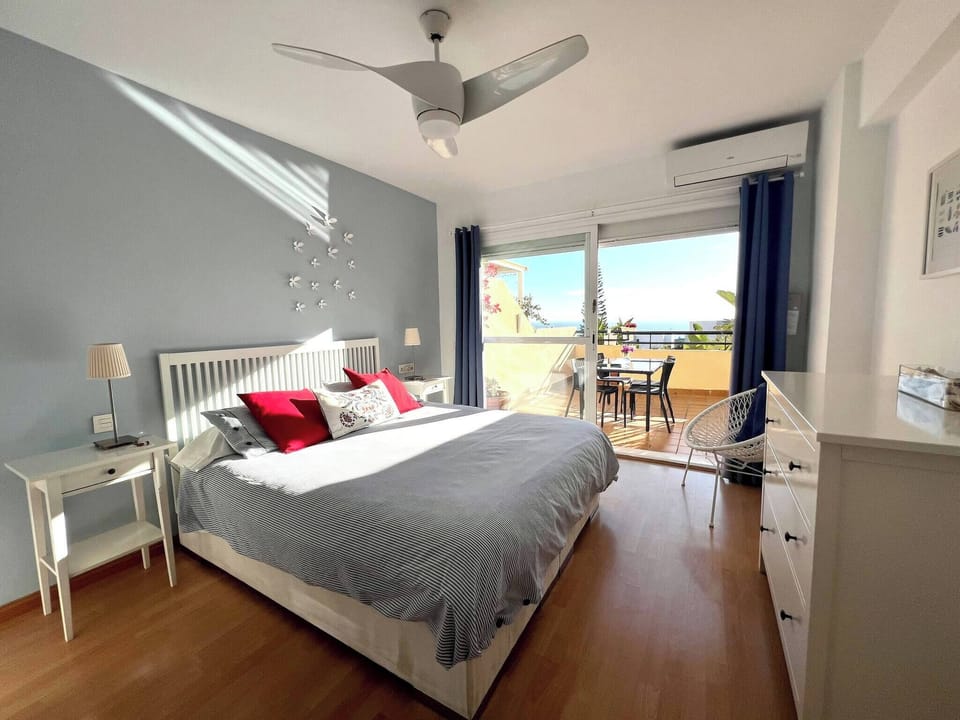 2 bedrooms