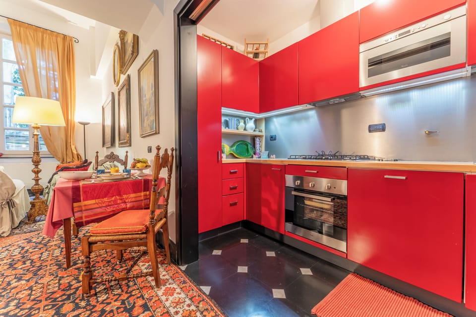 Apartment, City View | Private kitchen | Fridge, oven, stovetop, dishwasher