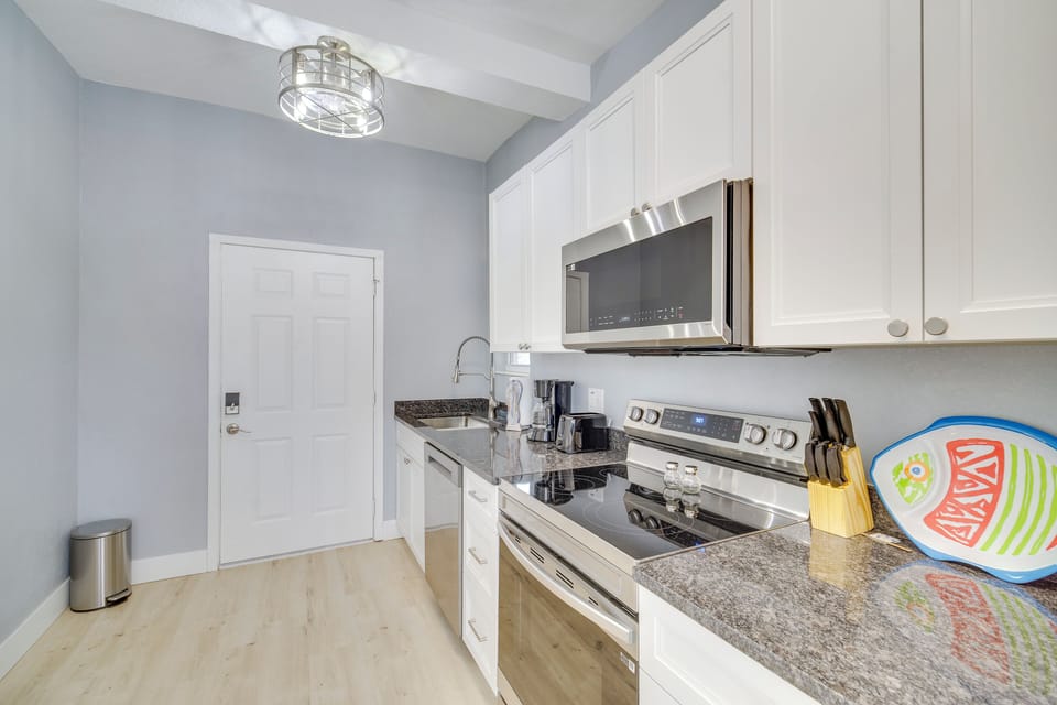 Apartment (0 Bedroom) | Interior