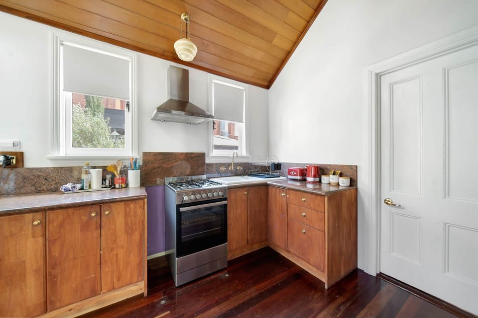 INKD The Globe Cottage 031